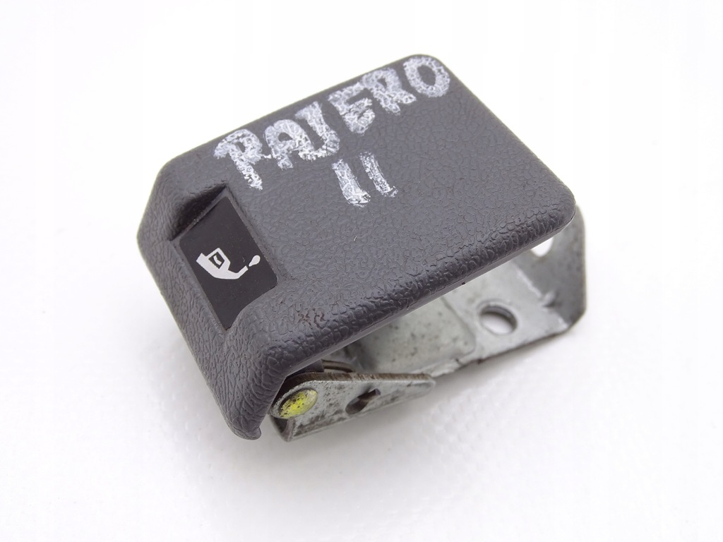 фото №1, Mitsubishi pajero ii 91-99 ручка крышка заливной топлива