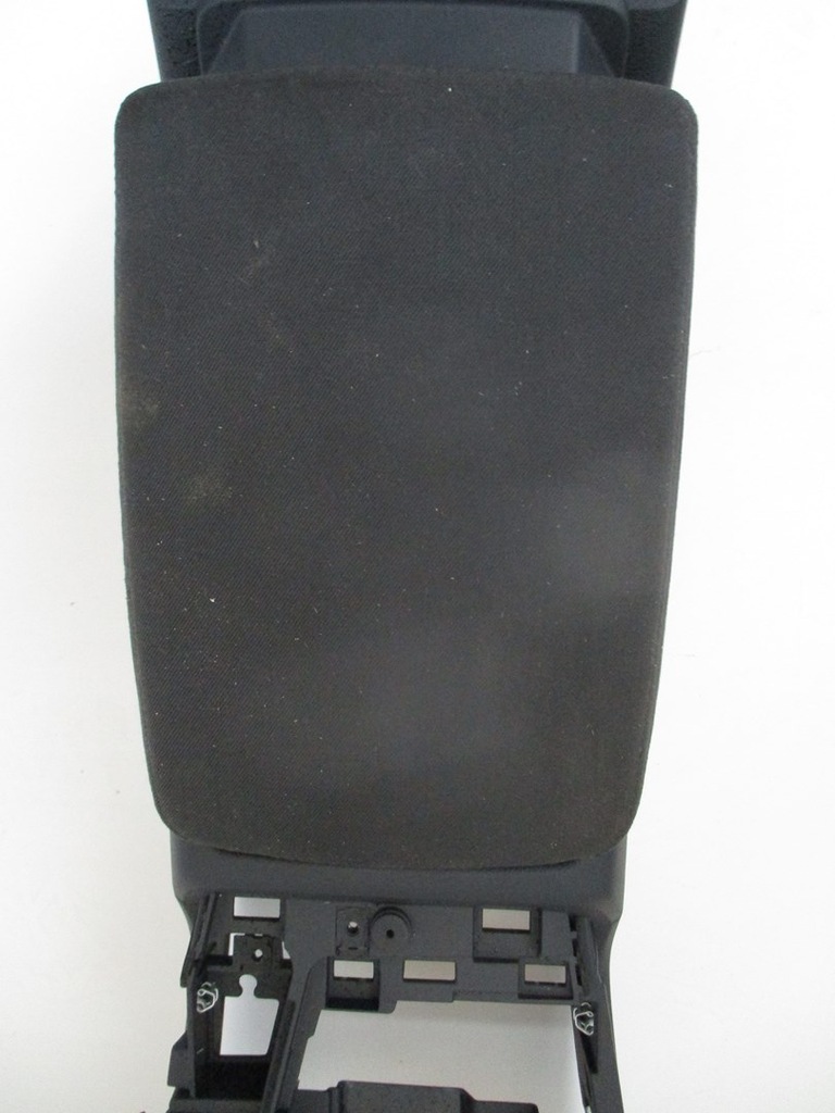 фото №4, Підлокітник тунель середній audi a4 8w0 16r