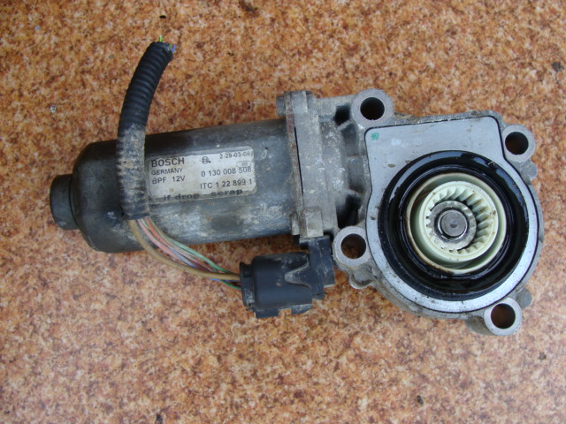 фото №1, Land rover discovery 3 07r 2,7 регулятор привід