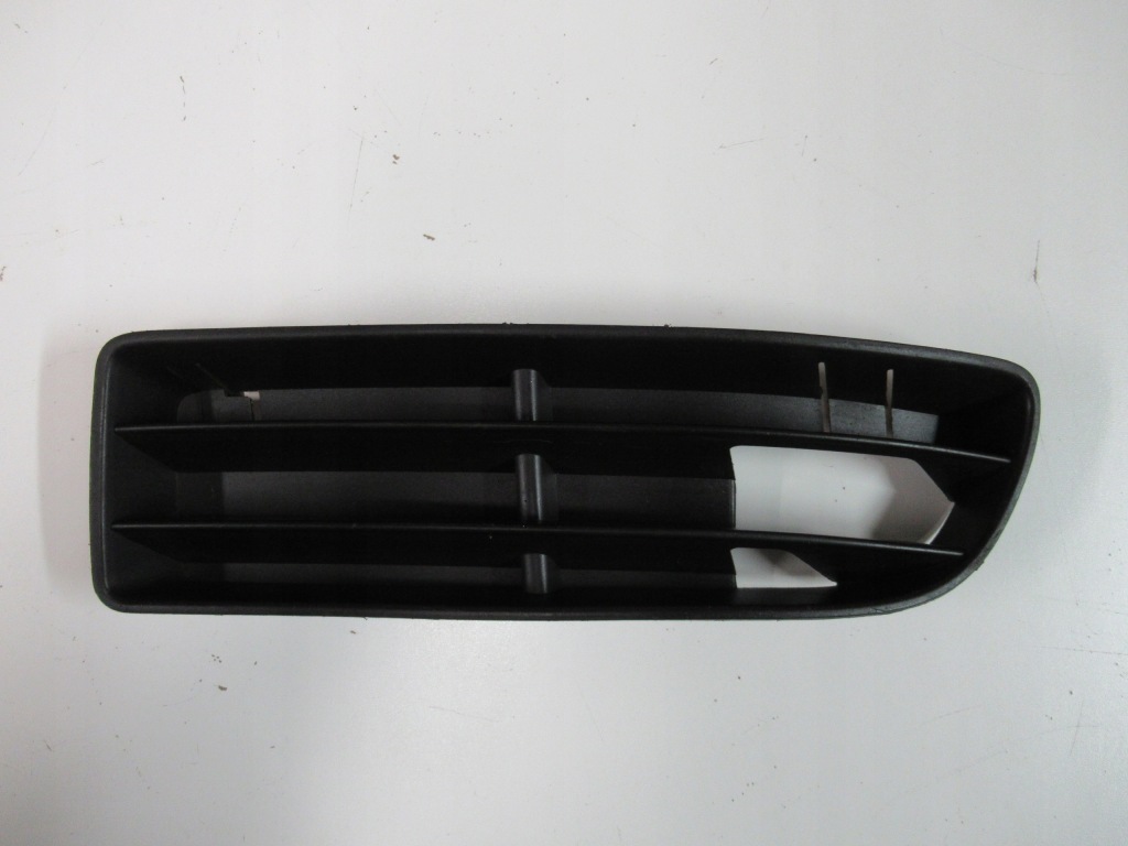 фото №1, Решётка левая заглушка бампера vw bora 1j5853665b