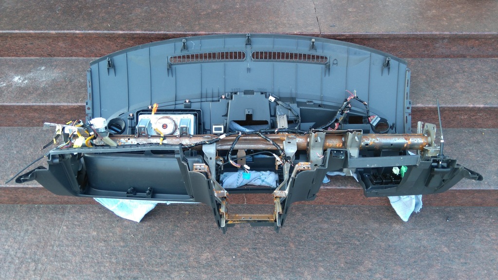 фото №11, Opel agila ii b 2008 - консоль панель приладів приладова подушки безпеки 2x подушка безпеки каркас