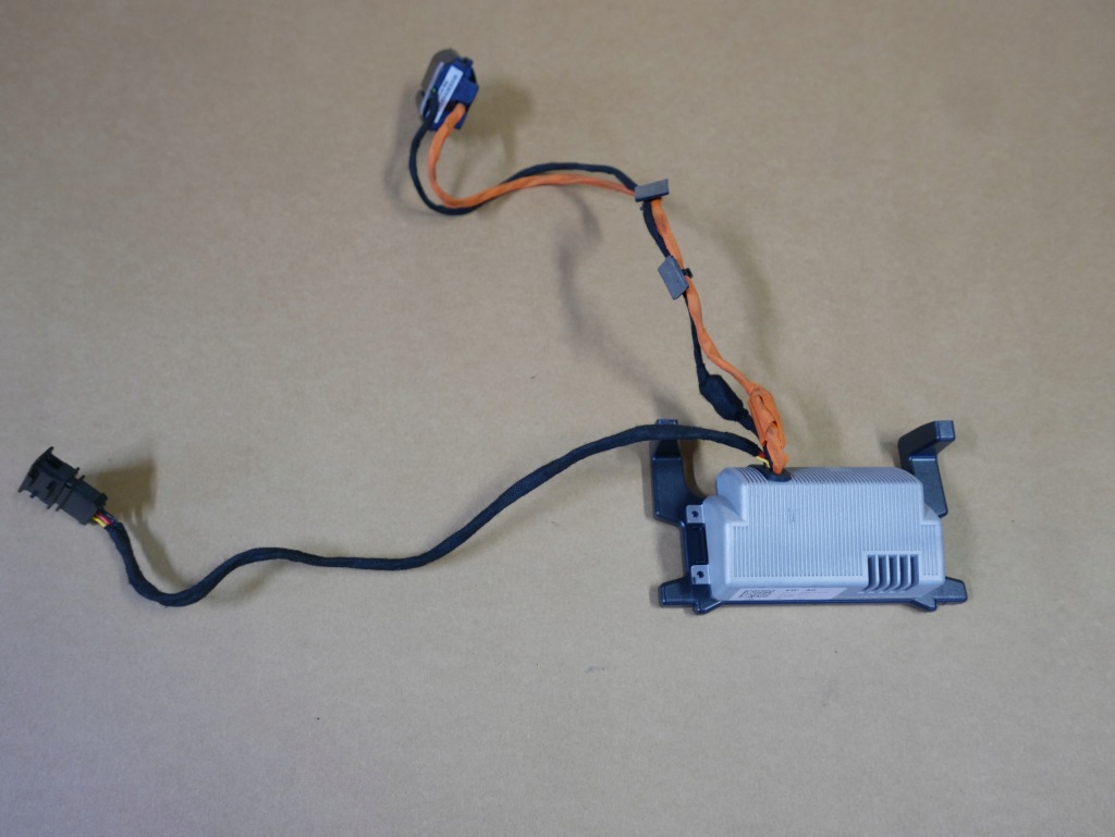 фото №1, Vw passat b8 преобразователь напряжения 5q0907155c