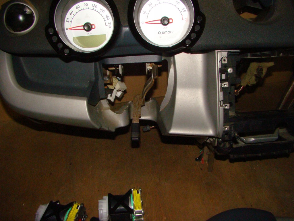 фото №9, Smart forfour панель приладів панель приладів консоль + подушка безпеки + ремені