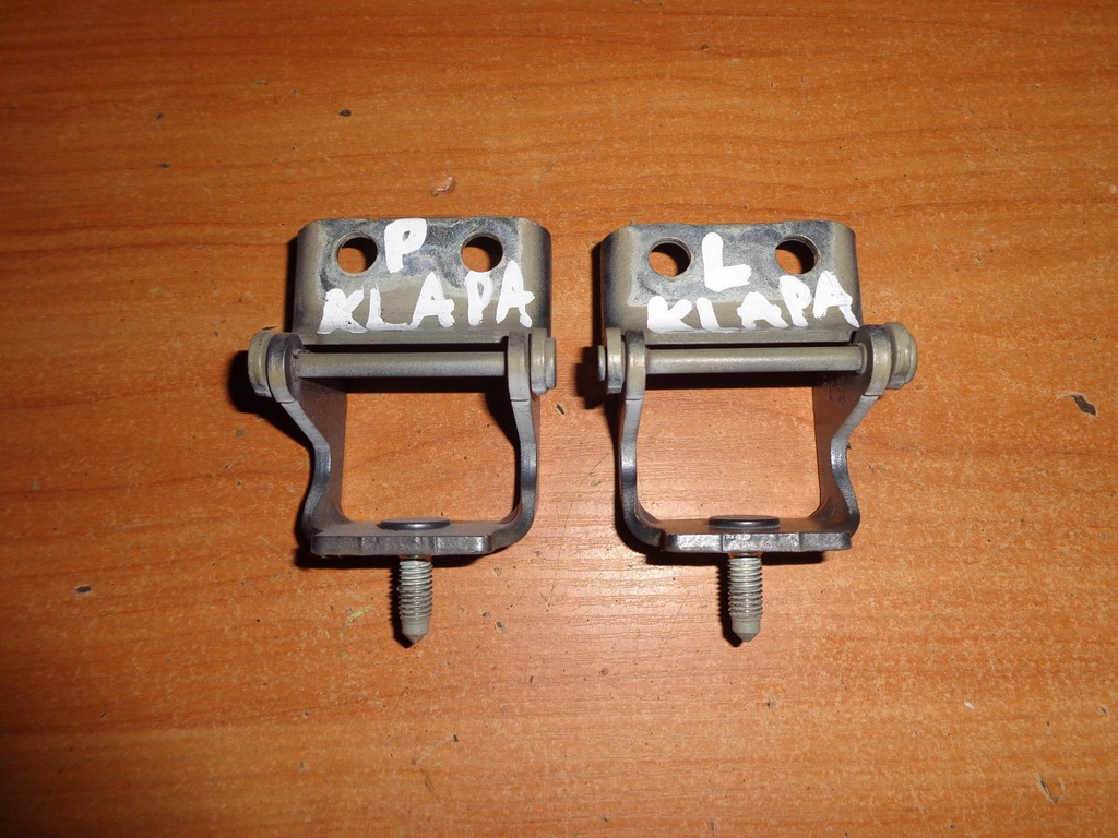 фото №1, Citroen c4 5d петли крышки багажника петля l + p