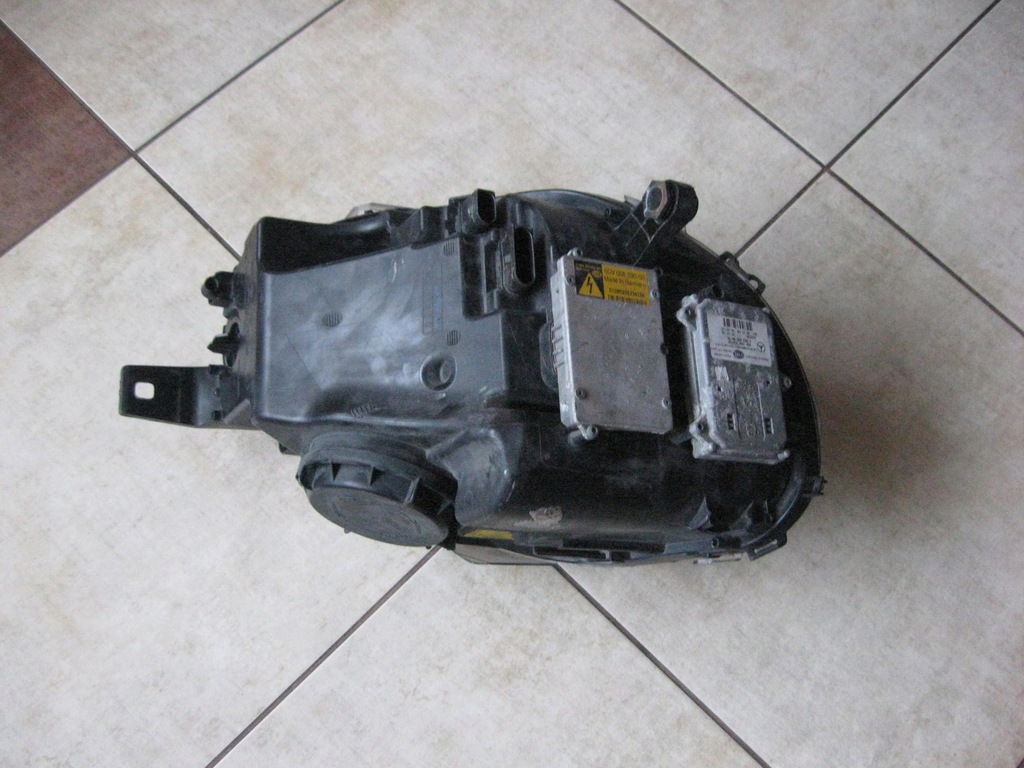 фото №4, Правая лампа - ксенон - mercedes r klasa w251 !!!