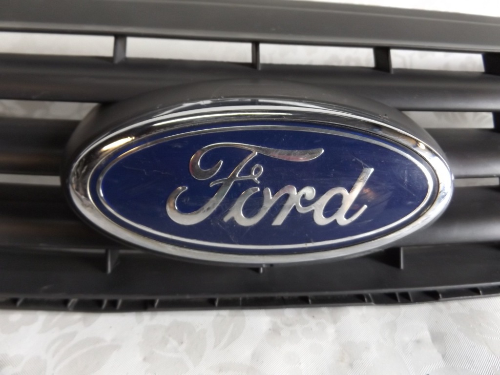 Ford kuga 1 07-13 решітка  решітка радіатора бампера решітка Київ