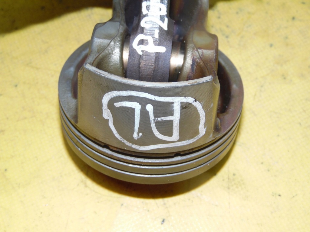 фото №4, Поршень поршни шатун peugeot 207 1.4 16v 10feo1