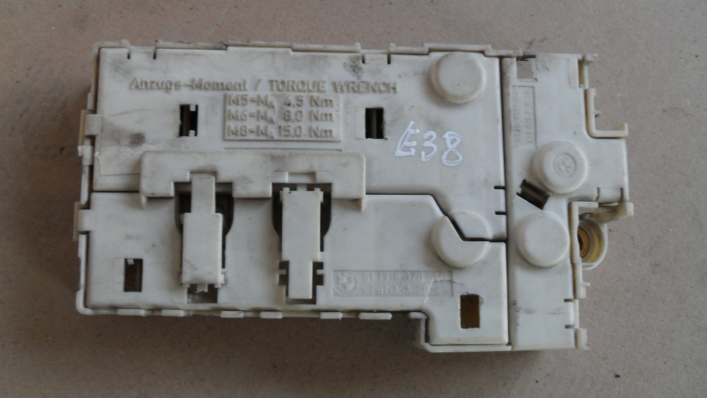 фото №1, Bmw e38 запобіжники коробка багажник комплектна