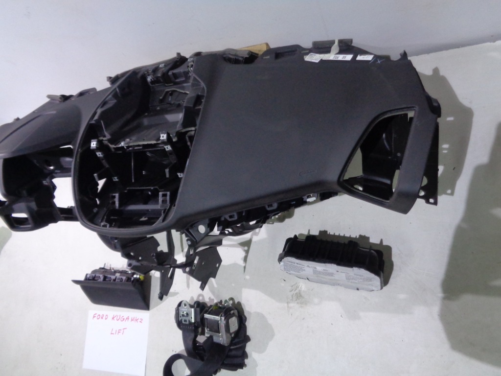 Ford kuga 2 mk2 рестайлінг  панель приладів подушки безпеки подушка безпеки ремені Доставка