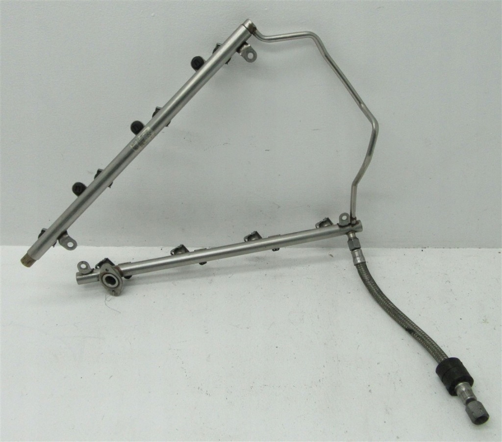 фото №1, Молдинг упорскування mercedes 63 amg m156 a1560701895