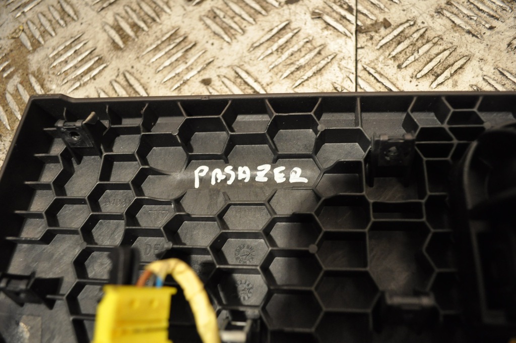 фото №4, Подушка колінна пасажира panamera 970 espresso 1