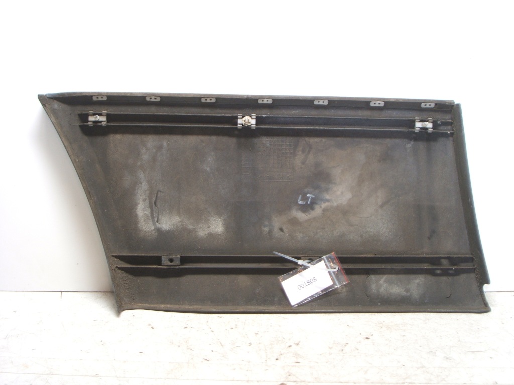 Mercedes w124 кабріолет  купе молдинг крила лівий задній Ціна