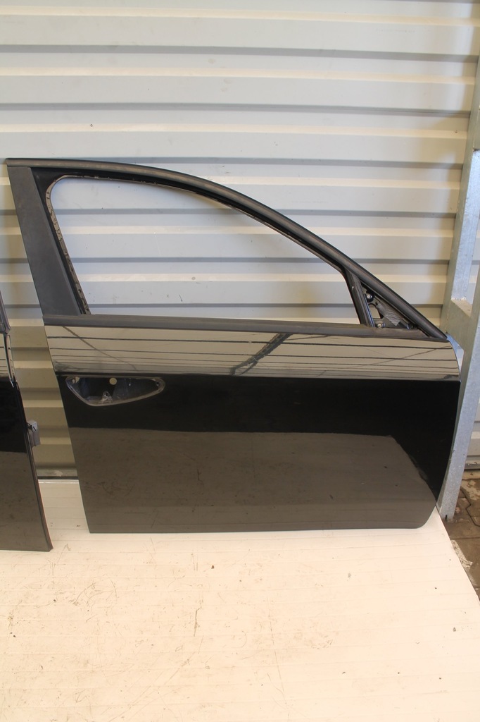 фото №1, Дверь правый перед передние alfa romeo 159 чёрные