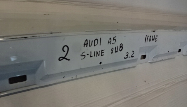 Порог молдинг порог левая правый  audi a5 s-line 8w8 Киев