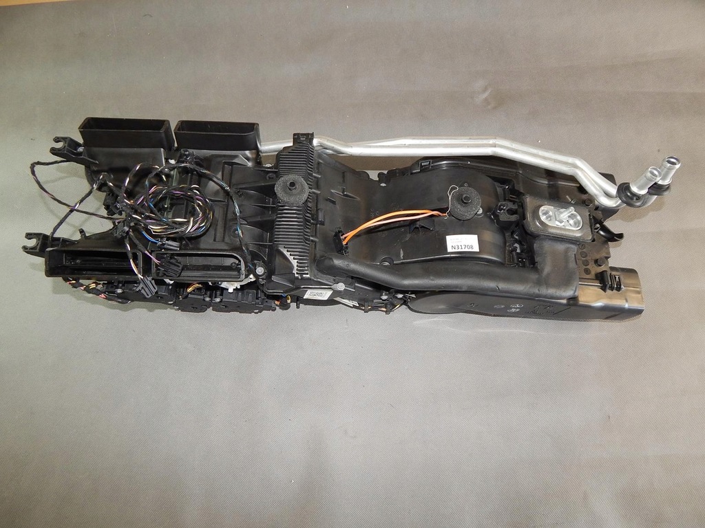 фото №1, Audi a8 l отопитель задняя 4h0820004c