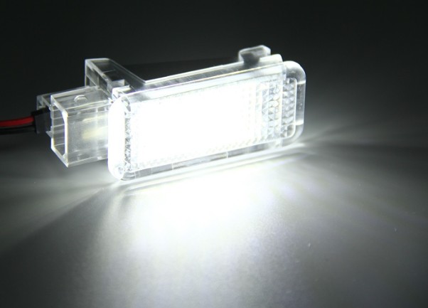 фото №14, Лампа багажника nóg універсальні освітлення led audi a6 a7 a8 s8