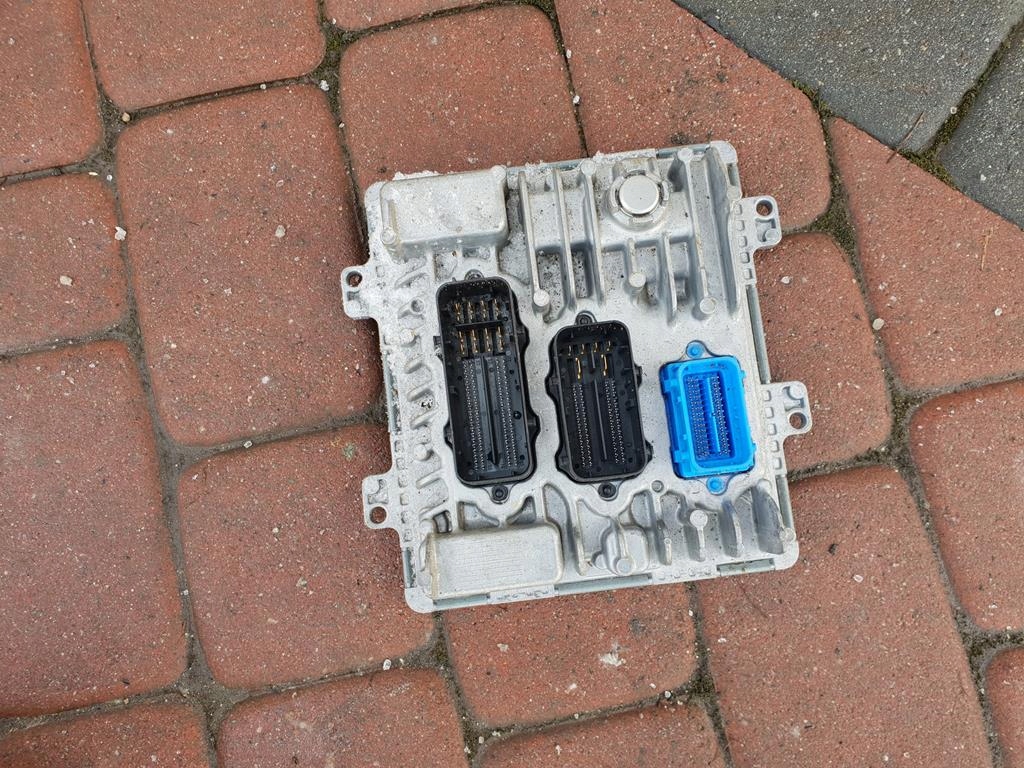 фото №1, Бортовой компьютер блок управления opel astra k v 55501607