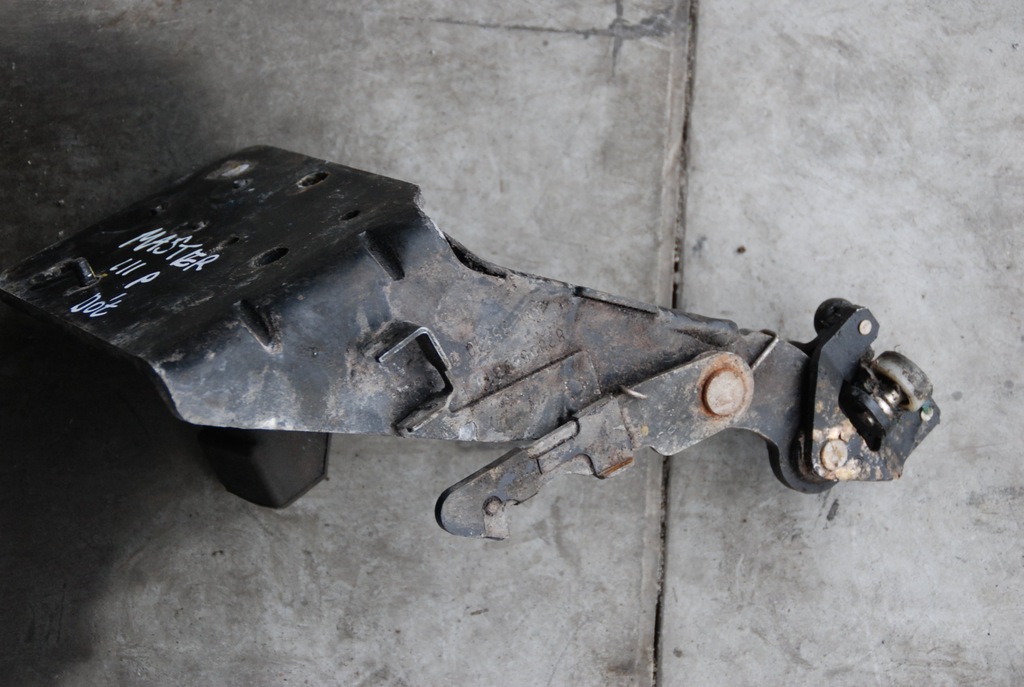 фото №2, Master movano iii ролик петля нижній двері бічний