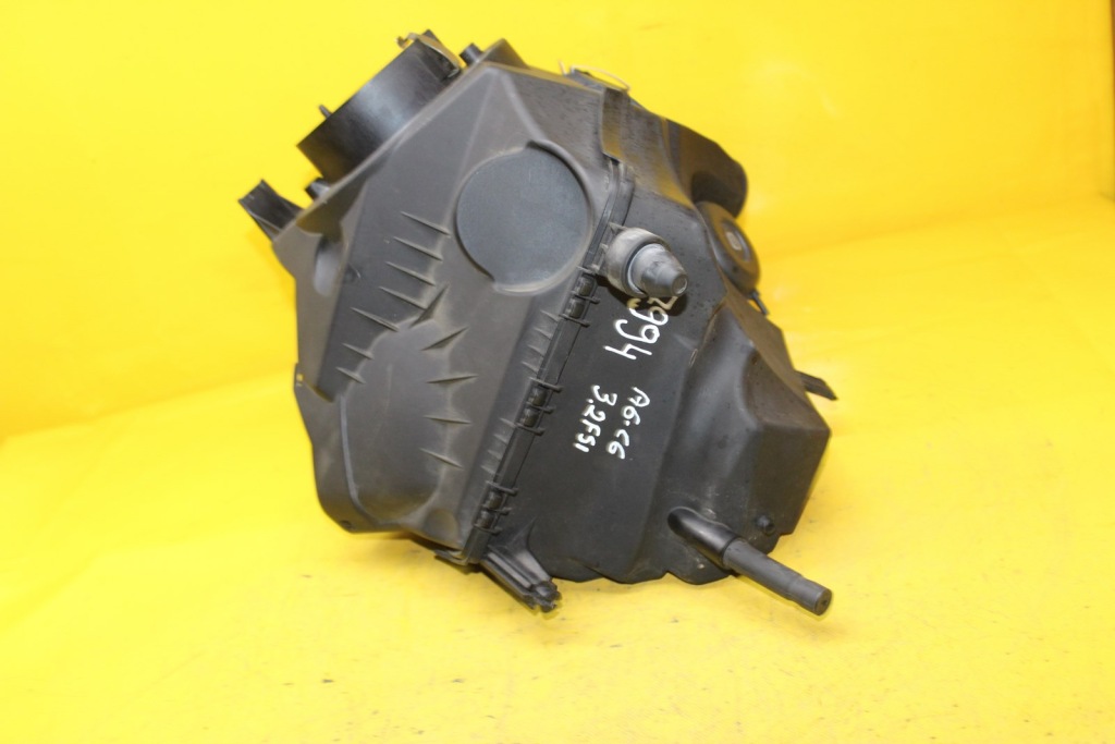 фото №4, Корпус фильтра воздуха 3.2fsi a6 c6 4f0133837f