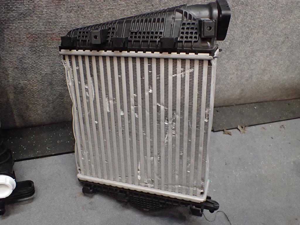 фото №4, Радиатор wody кондиционера интеркулер audi sq7