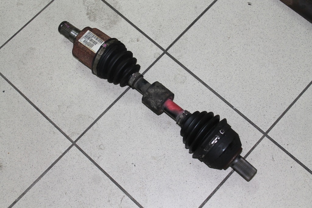 фото №1, Volvo v70 s60 v60 привідний вал ліва d3 p31367300