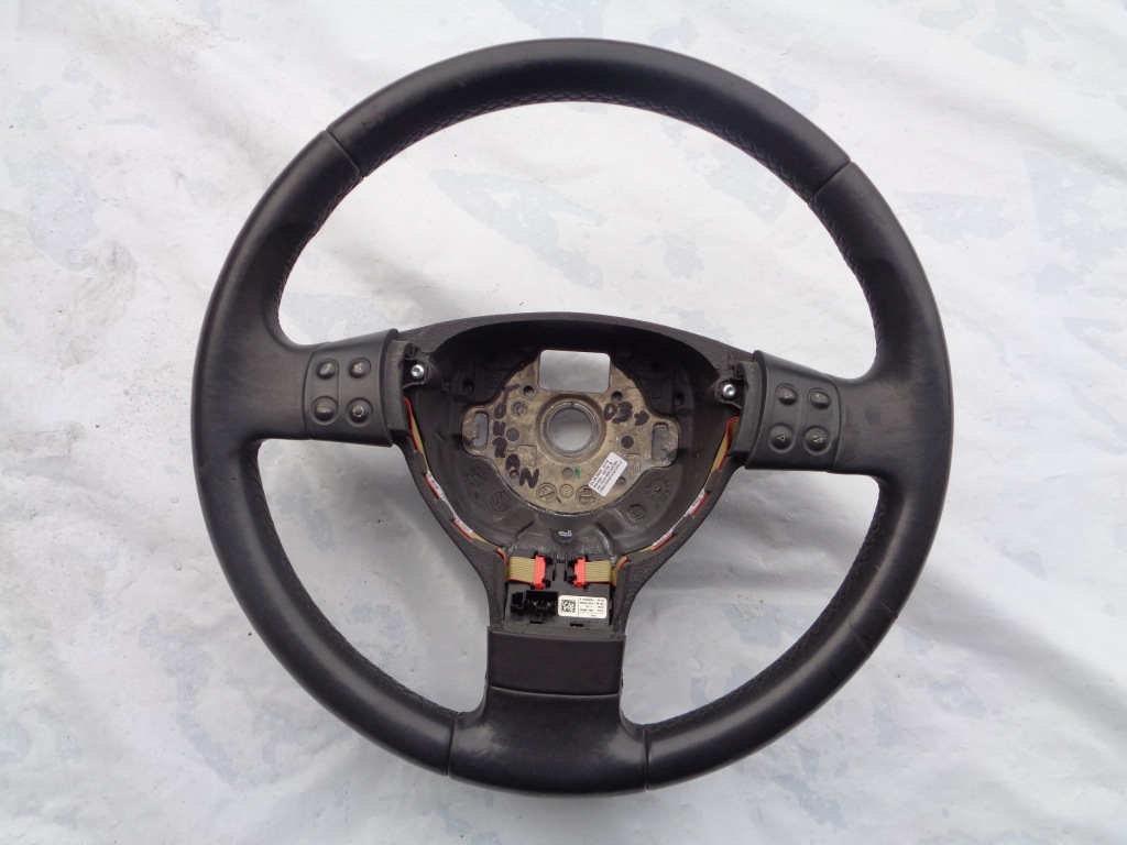 Купити Повітропровід volkswagen touran i