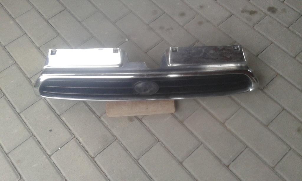 фото №1, Решітка радіатора решітка радіатора subaru legacy