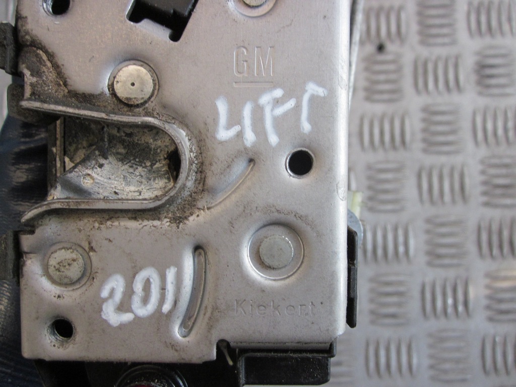 фото №9, Замок правий задня opel vectra c 05-08r 13210763