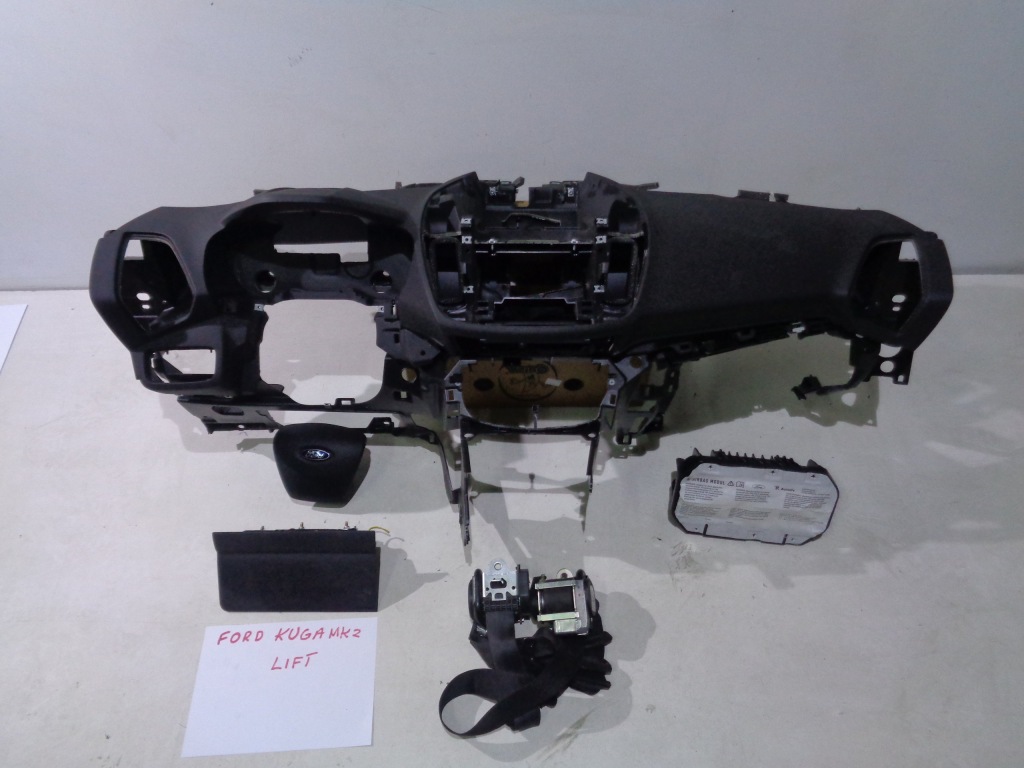 Купити Ford kuga 2 mk2 рестайлінг  панель приладів подушки безпеки подушка безпеки ремені