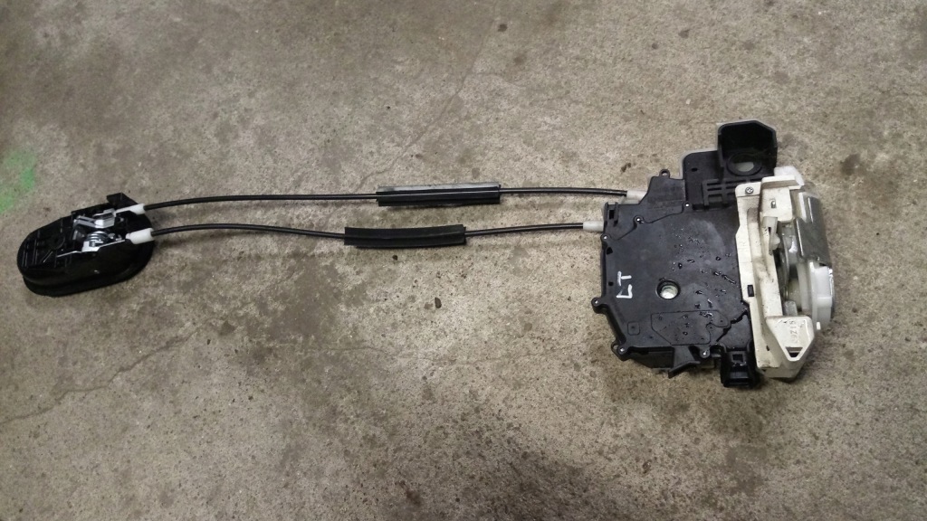 фото №1, Mitsubishi colt 04-12 замок двері лівий задня 3 pin