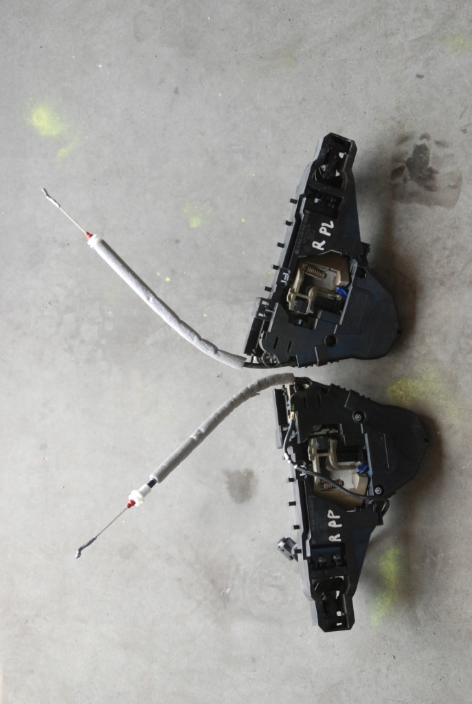 Ручка хром дверь p / l перед r w251 c775 anglik Оригинал