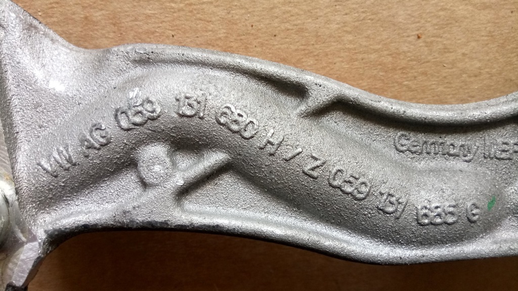 фото №3, Кронштейн радіатора вихлопних газів audi a7 q8 059131680h