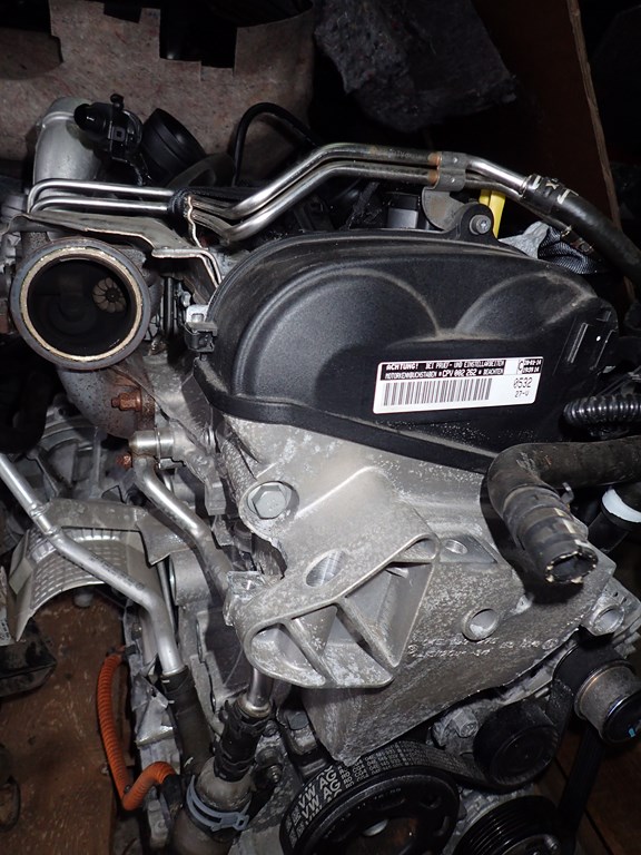 фото №1, Dw golf 7 sportsvan kompletny двигатель cpv