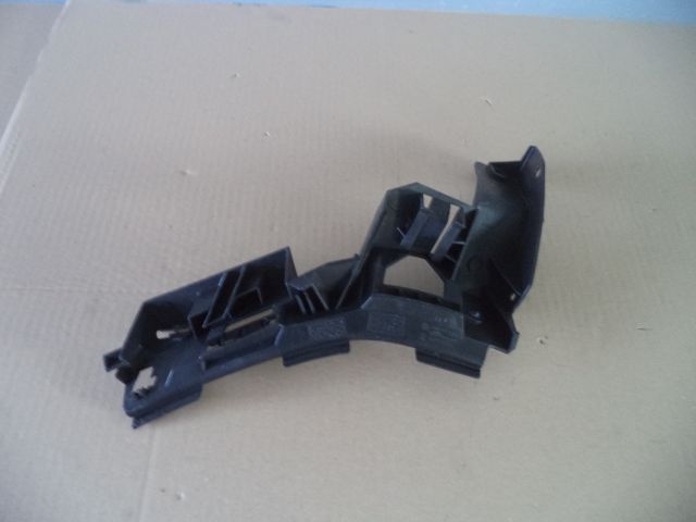 фото №1, Vw golf plus напрямна бампера задня правий 5m0807394a