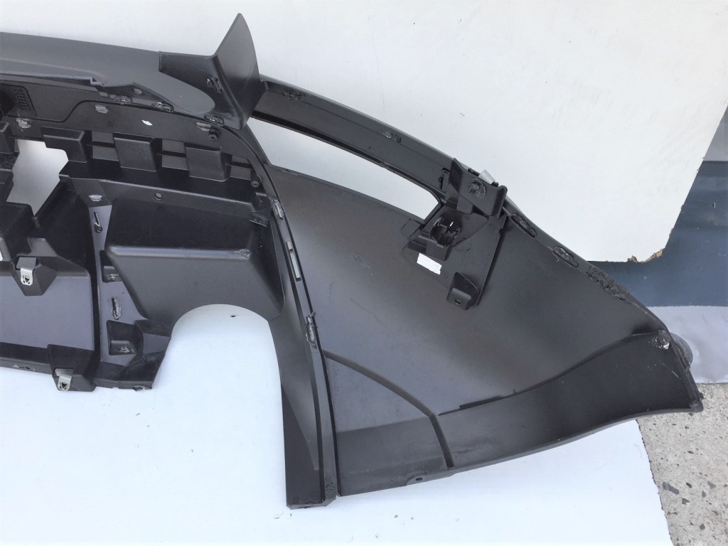 Range rover evoque бампер задній bj32-17d781-a оригінал Зі Шроту