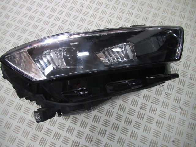 фото №2, Лампа ксенон led правая vw t-roc 2ga941036b