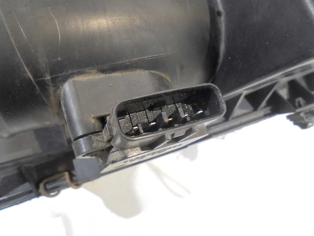 фото №4, Корпус фильтра воздуха mazda premacy 2.0