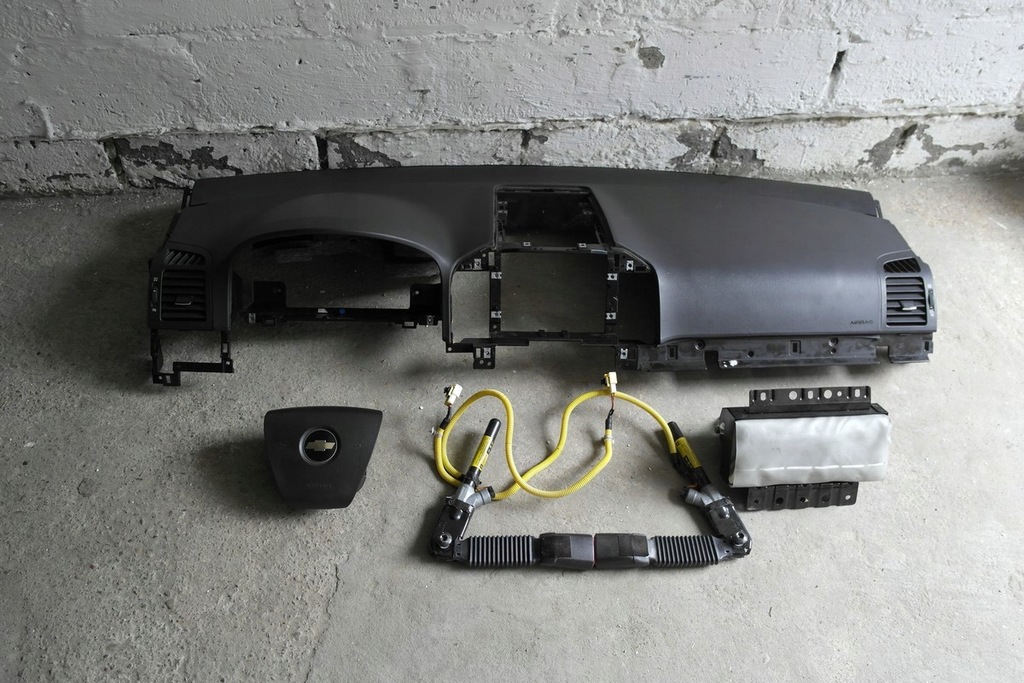 фото №1, Панель приладів панель приладів подушка безпеки captiva ory панель приладів pulpit ремені