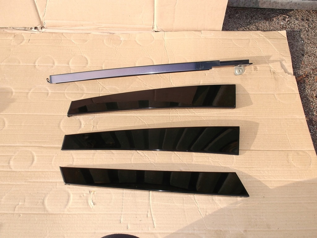 фото №1, Молдинг дверь вертикальная задняя правая mercedes w211 kombi