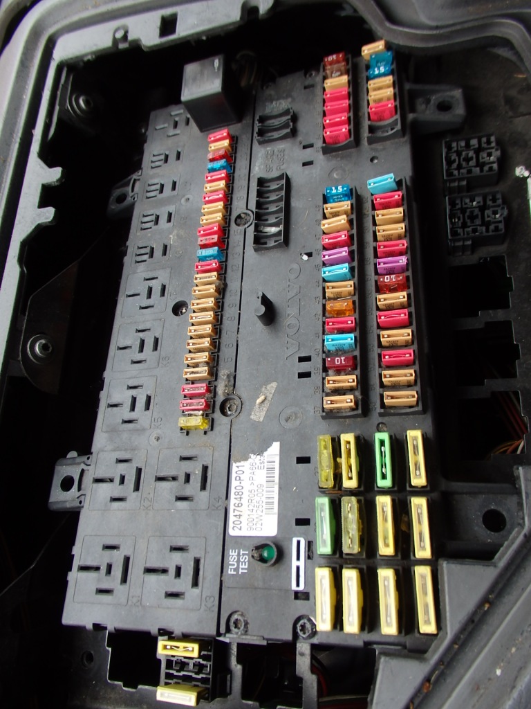 фото №1, Volvo fh fm 12 молдинг запобіжників реле