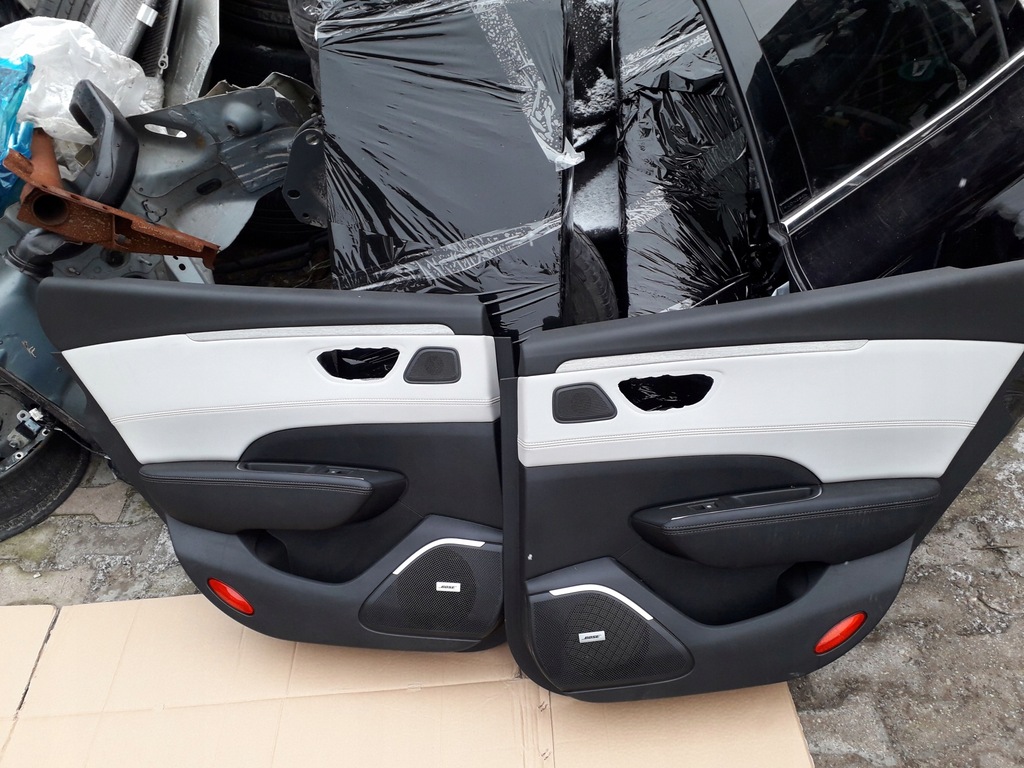 фото №1, Оббивка обшивка двері задня renault talisman sedan