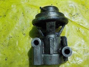 фото №1, Jeep grand cherokee wj 3.1 клапан egr