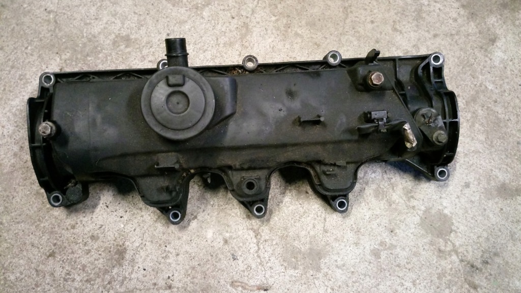 фото №1, Nissan juke 1.5 dci кришка клапанів