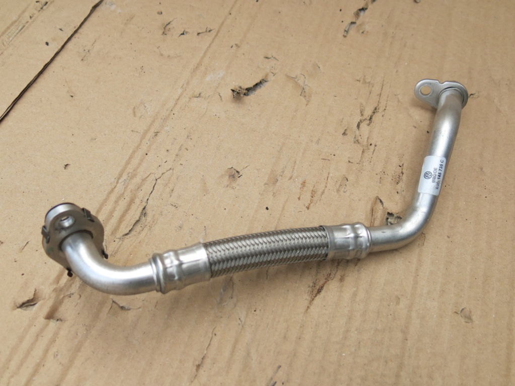 фото №1, Vw beetle 5c 1.4 tsi шланг масляний 03c145735c