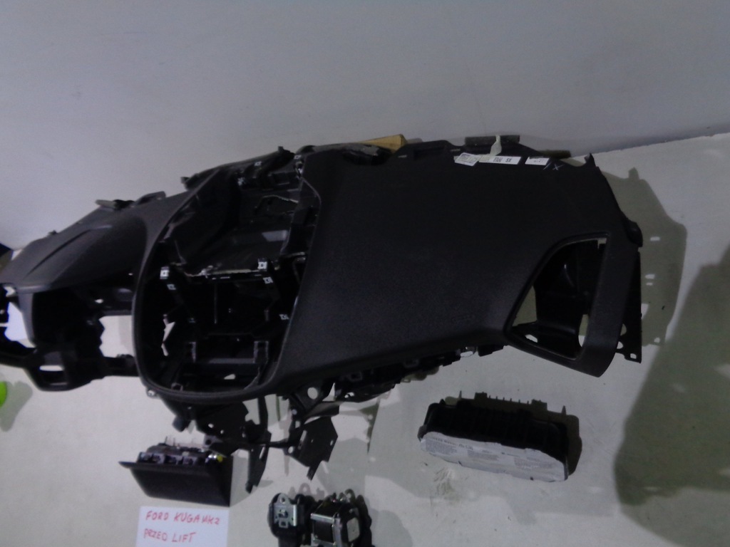 фото №3, Ford kuga ii mk2 приборная панель приборная панель подушка безопасности ремни комплект