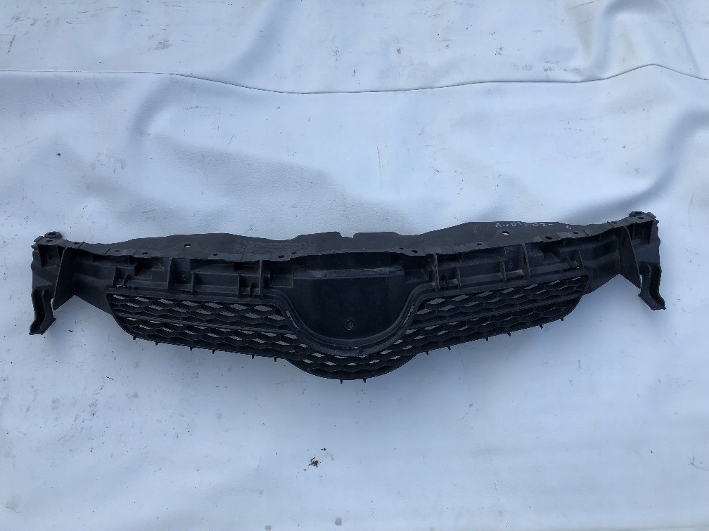 фото №1, Решітка радіатора решітка радіатора toyota auris 07-