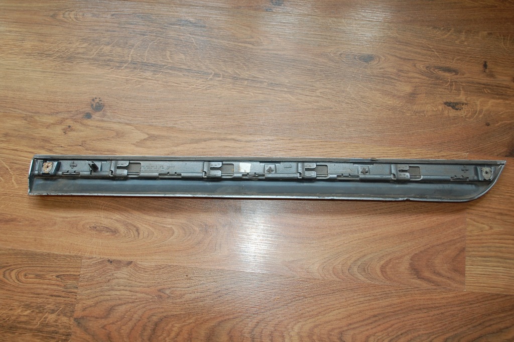 фото №7, Vw passat b8 молдинг двері права задня 3g0854950 3g0