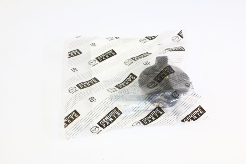 фото №2, Кришка заливної оливи mazda 3 5 6 cx7 cx9 rx8 оригінал