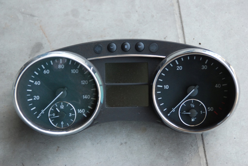 фото №2, Mercedes w251 r klasa cdi счетчик приборы anglik