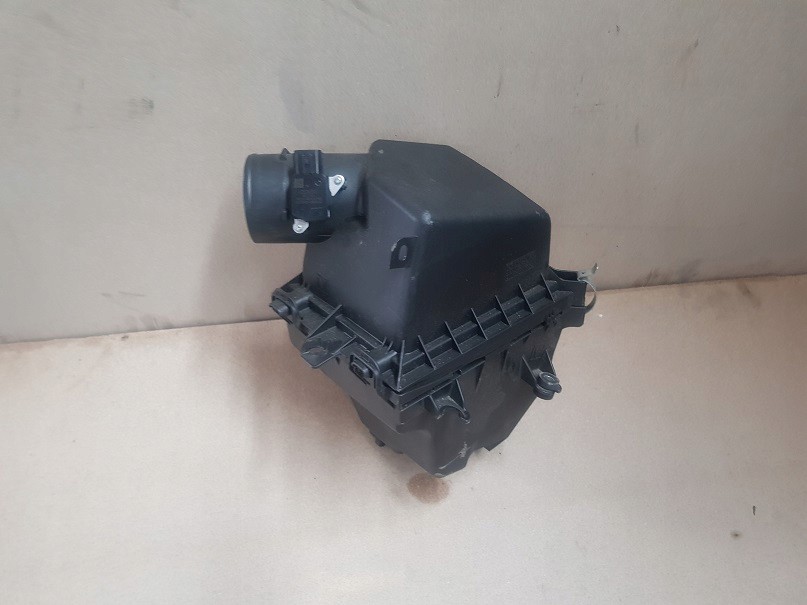 фото №1, Rav 4 гибрид корпус фильтра воздуха 17705-36110